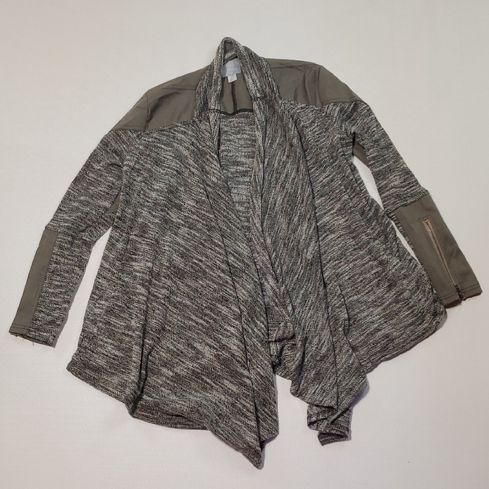 Preloved Upcycled Women's Gray Open Front Cardigan
